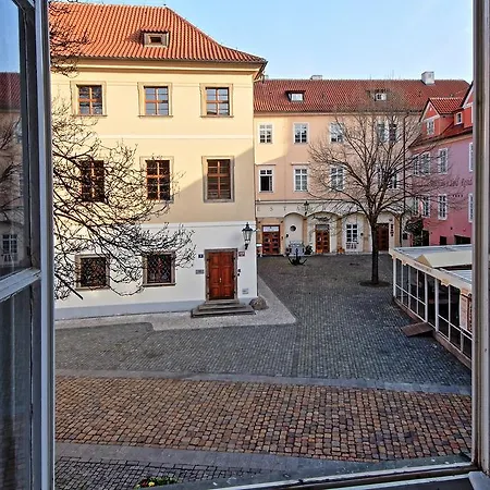 Tyn Courtyard Guestrooms Praag