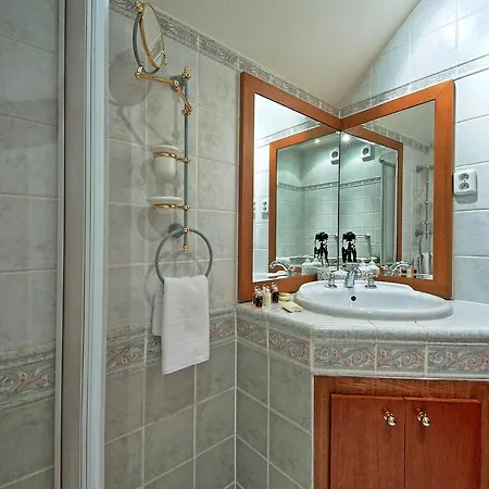 Гостевой дом Tyn Courtyard Guestrooms Прага